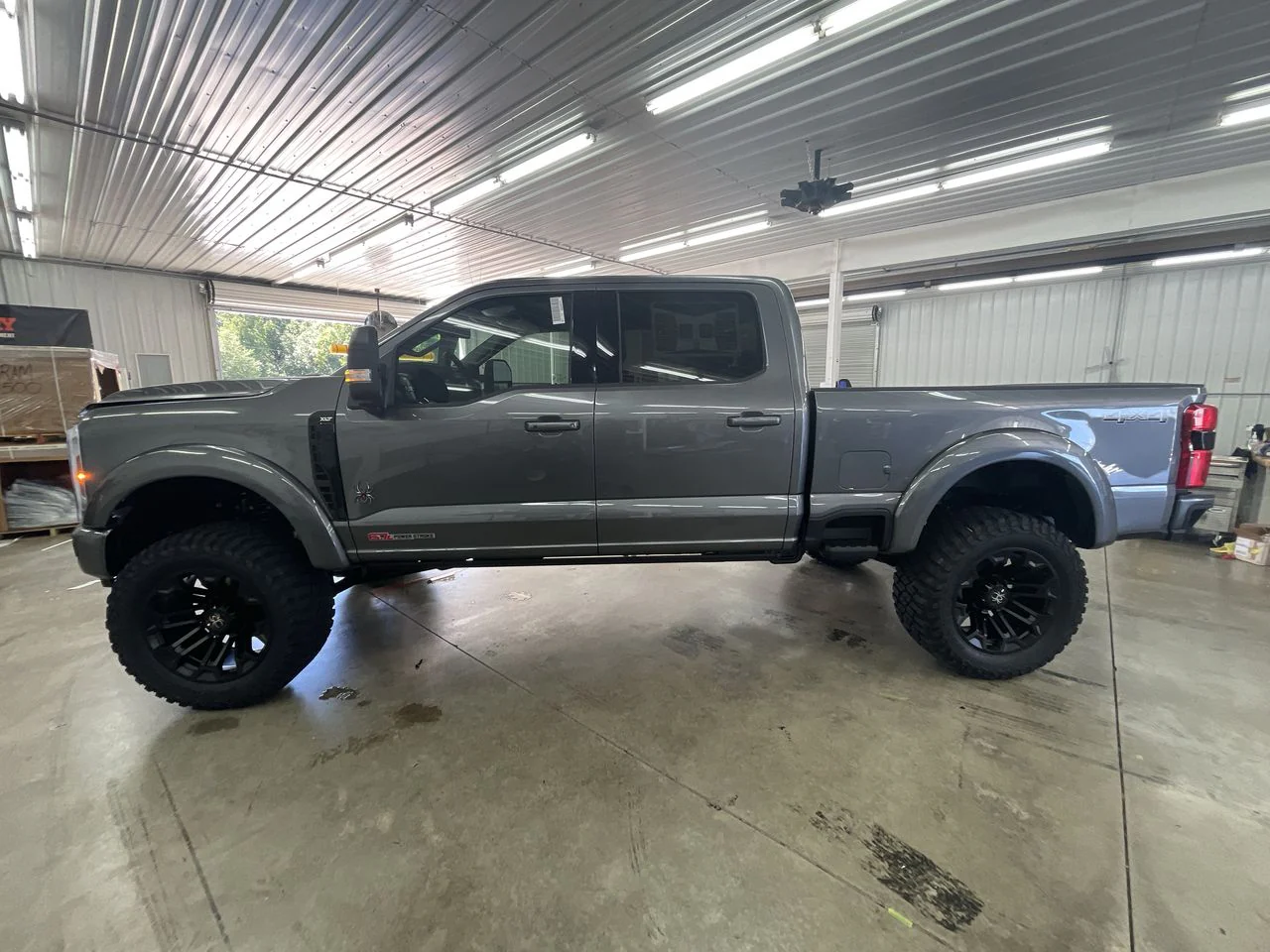 Thumbnail 4